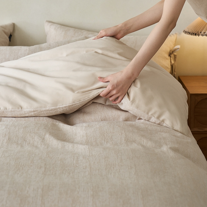 91家纺网 家纺一手货源 找家纺 （总）宜代光年 2026新款亚麻大提花贡缎磨毛四件套系列 侘寂风花型系列