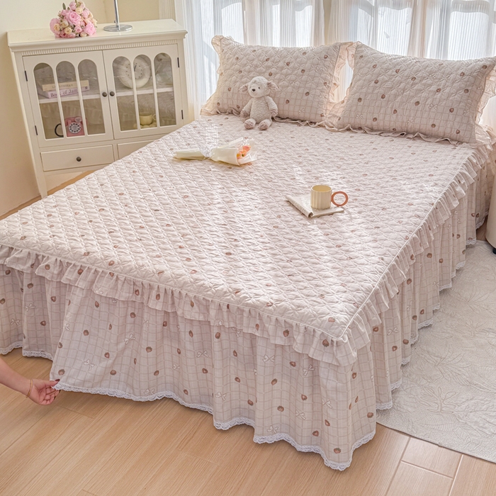 91家纺网 家纺一手货源 找家纺 （总）爱妮玖玖 2026新款全棉纯棉印花蕾丝小花边夹棉床裙四件套