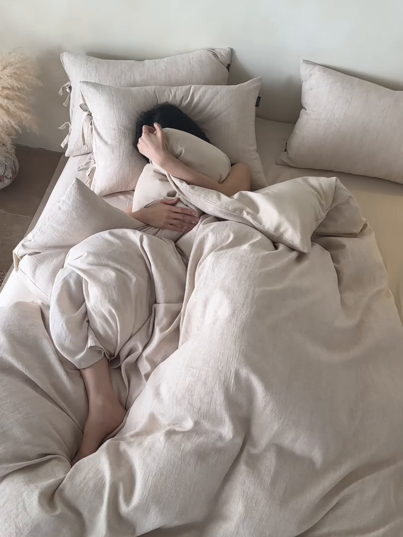 91家纺网 家纺一手货源 找家纺 （总）宜代光年 2026新款亚麻大提花贡缎磨毛四件套系列 侘寂风花型系列