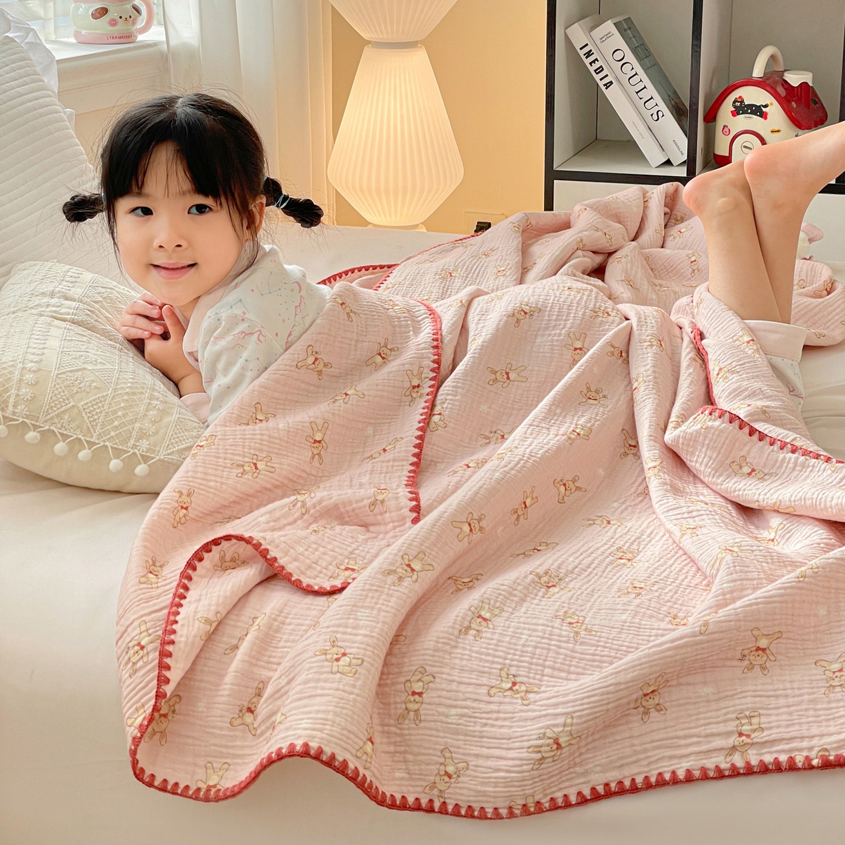 91家纺网 家纺一手货源 找家纺 优被业 2026新款A类全棉双层纱布毯夏被毯盖毯婴儿包被 嗨皮兔