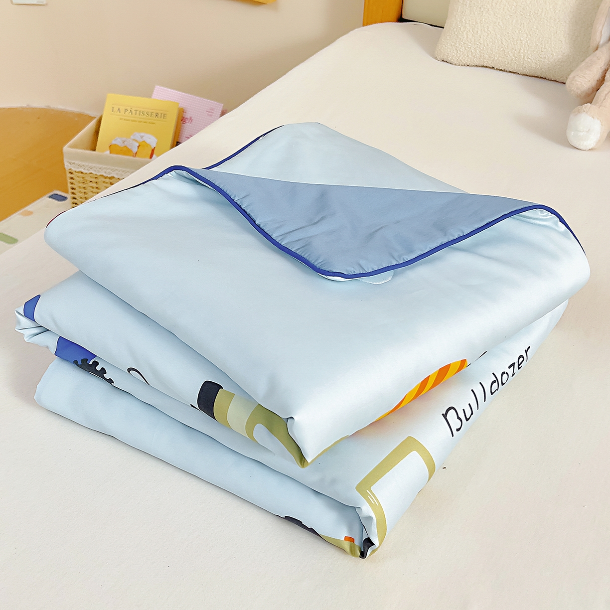 91家纺网 家纺一手货源 找家纺 御棉坊 2026新品A类长绒棉数码印花幼儿园蚕丝夏被儿童夏凉被空调被婴童薄被子 蚕丝-基建小队