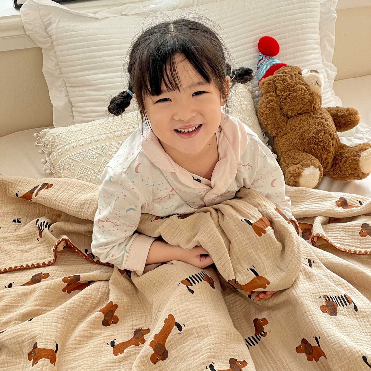 91家纺网 家纺一手货源 找家纺 优被业 2026新款A类全棉双层纱布毯夏被毯盖毯婴儿包被 腊肠狗