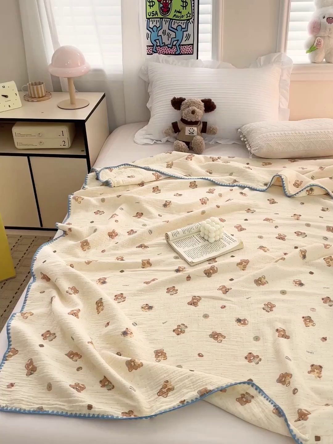 91家纺网 家纺一手货源 找家纺 优被业 2026新款A类全棉双层纱布毯夏被毯盖毯婴儿包被 抱抱熊