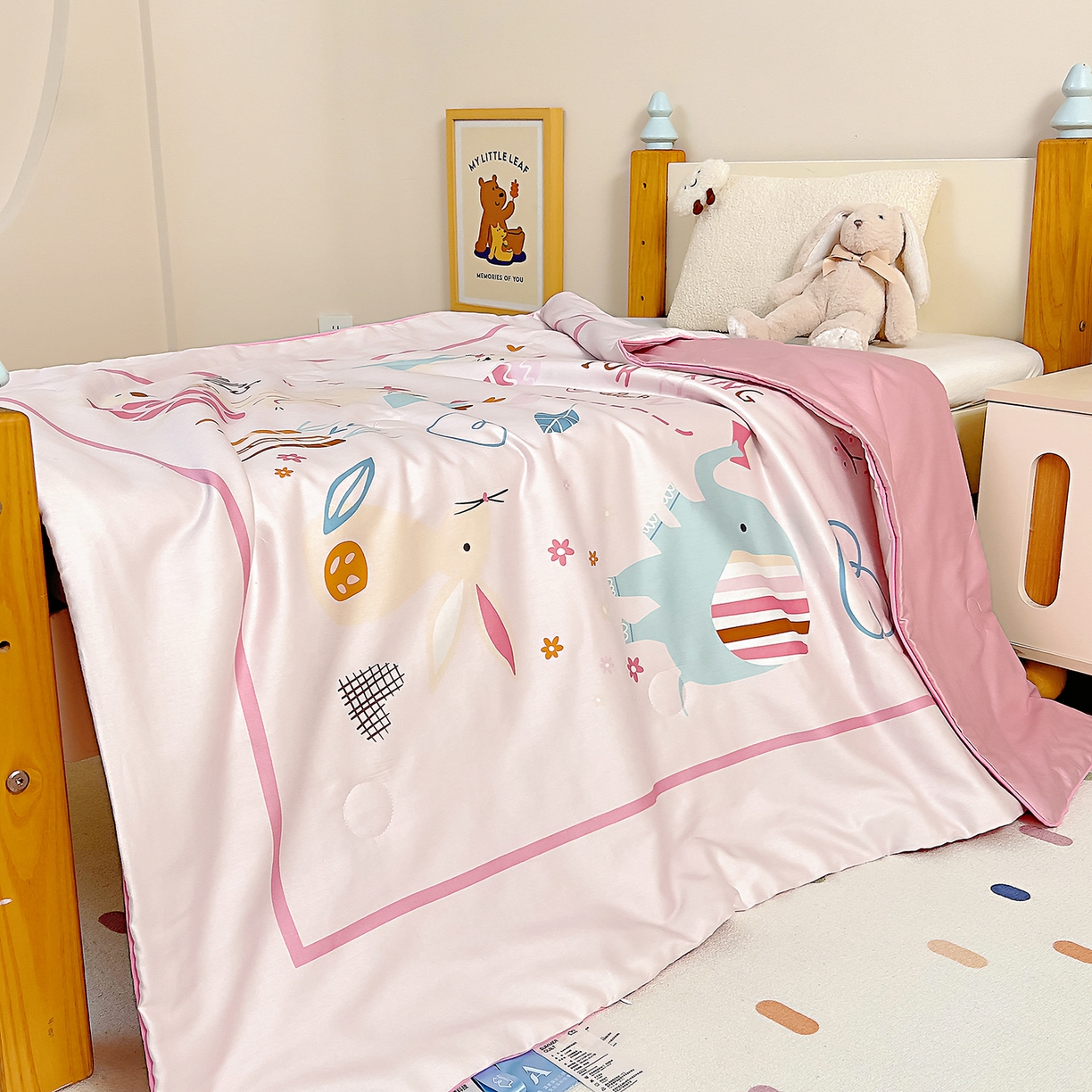 91家纺网 家纺一手货源 找家纺 御棉坊 2026新品A类长绒棉数码印花幼儿园蚕丝夏被儿童夏凉被空调被婴童薄被子 蚕丝-森林邮递员