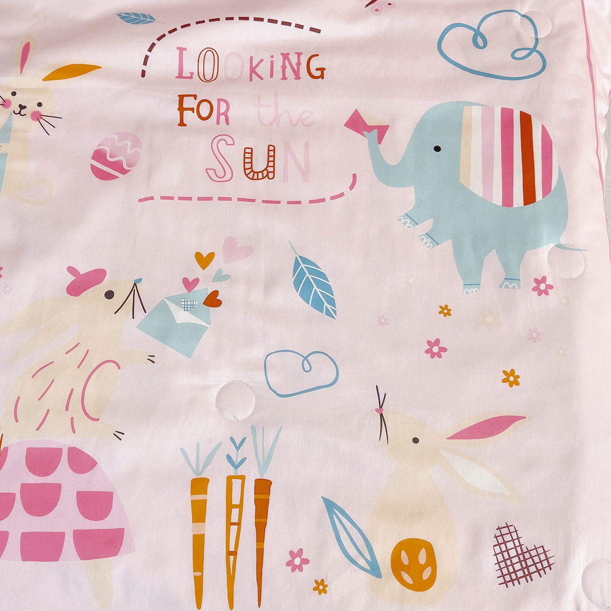 91家纺网 家纺一手货源 找家纺 御棉坊 2026新品A类长绒棉数码印花幼儿园蚕丝夏被儿童夏凉被空调被婴童薄被子 蚕丝-森林邮递员