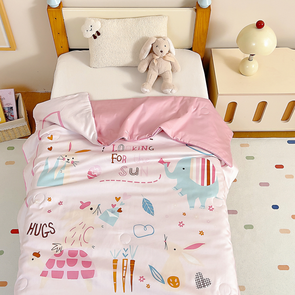 91家纺网 家纺一手货源 找家纺 御棉坊 2026新品A类长绒棉数码印花幼儿园蚕丝夏被儿童夏凉被空调被婴童薄被子 蚕丝-森林邮递员