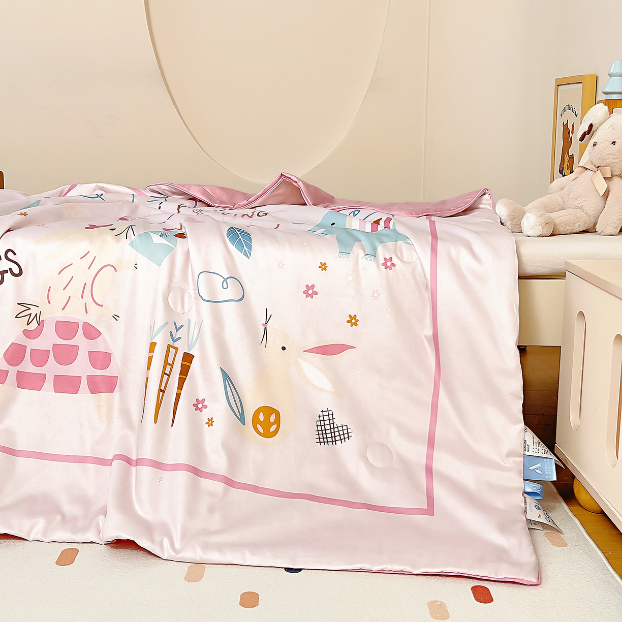 91家纺网 家纺一手货源 找家纺 御棉坊 2026新品A类长绒棉数码印花幼儿园蚕丝夏被儿童夏凉被空调被婴童薄被子 蚕丝-森林邮递员