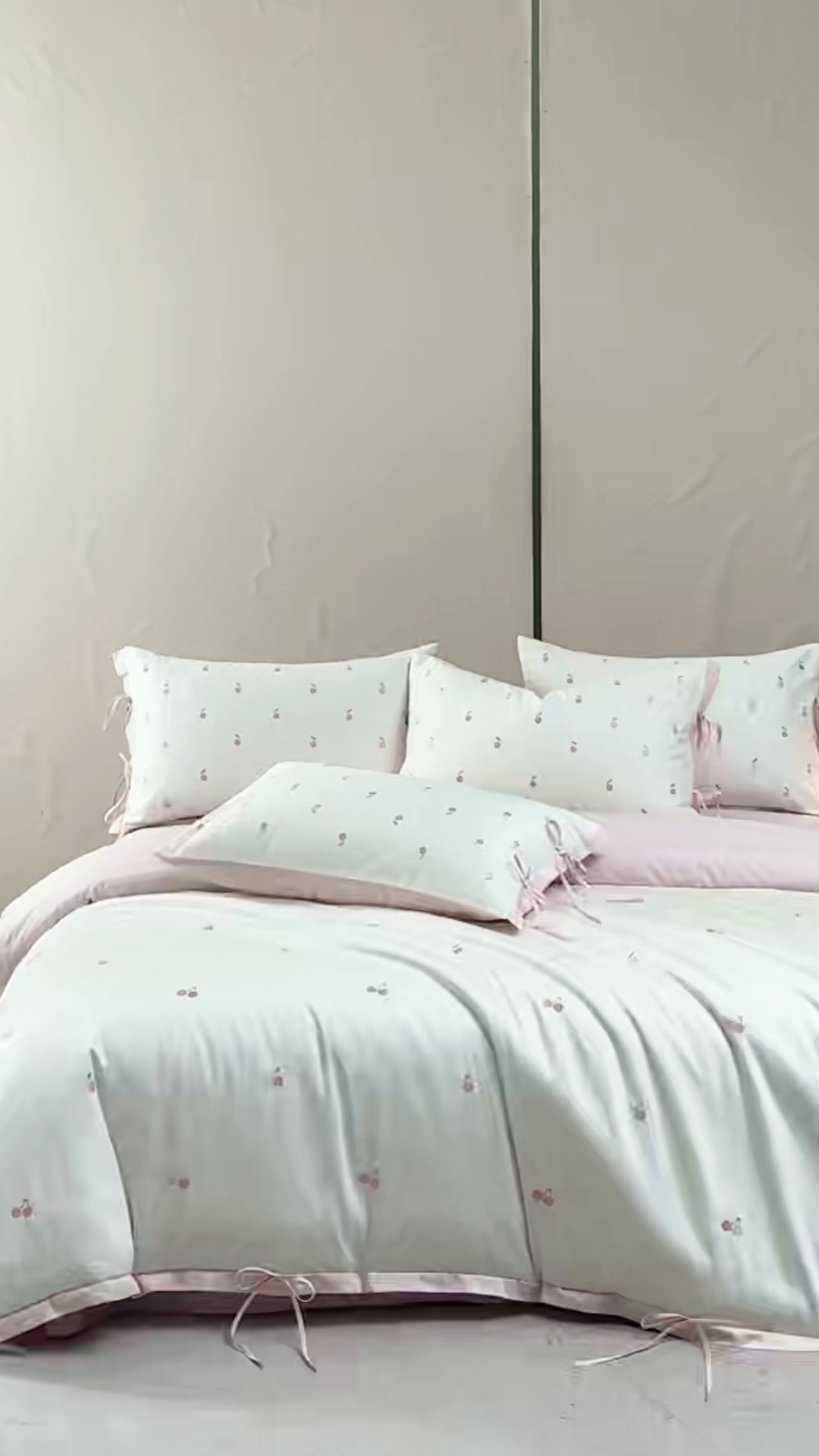 91家纺网 家纺一手货源 找家纺 （总）618家纺 2026新款A类 50S-100 支全长绒棉棉纯棉绣花四件套樱舞清风系列