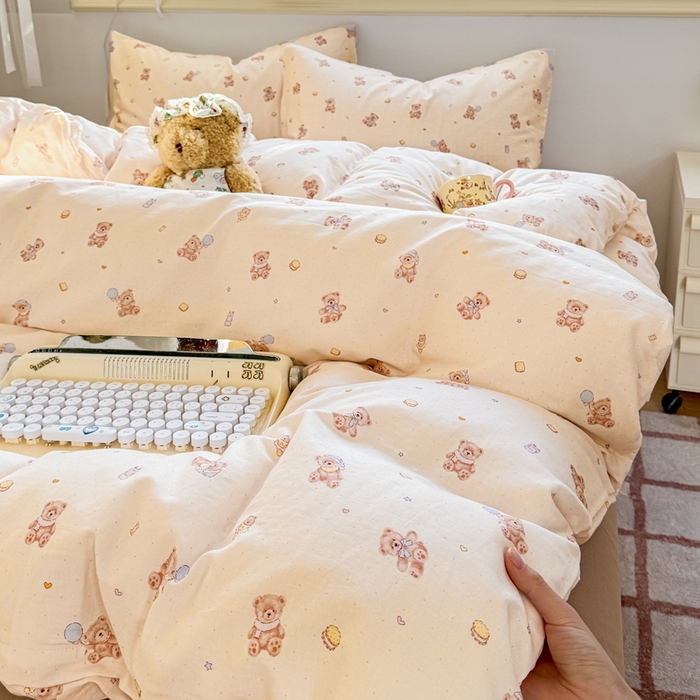 91家纺网 家纺一手货源 找家纺 卓越家纺 2026新款全棉纯棉A类双层纱四件套 乖乖熊