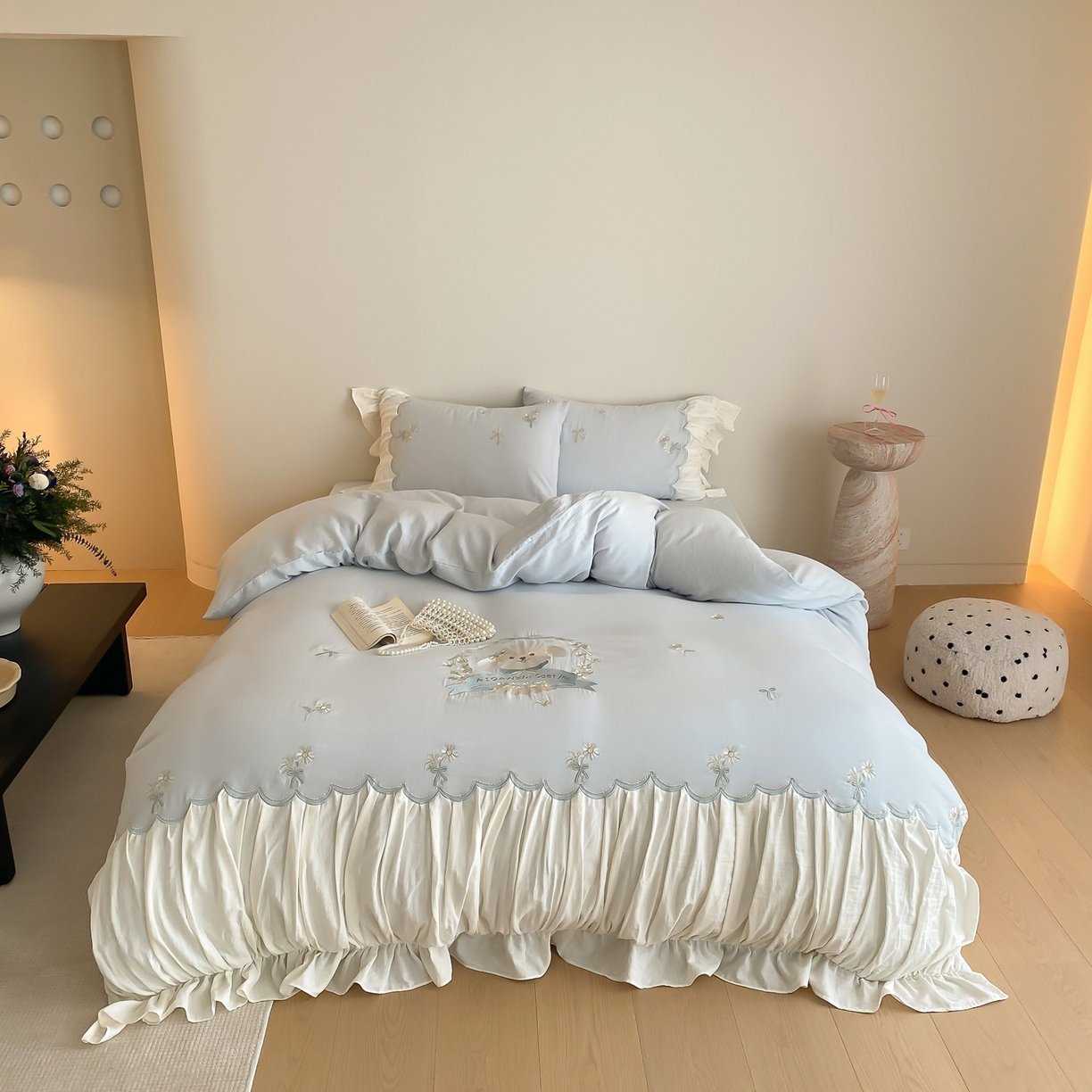 91家纺网 家纺一手货源 找家纺 曼布缇 2026新款A类双层纱全棉纯棉工艺款四件套-萌贝尔 萌贝尔-蓝