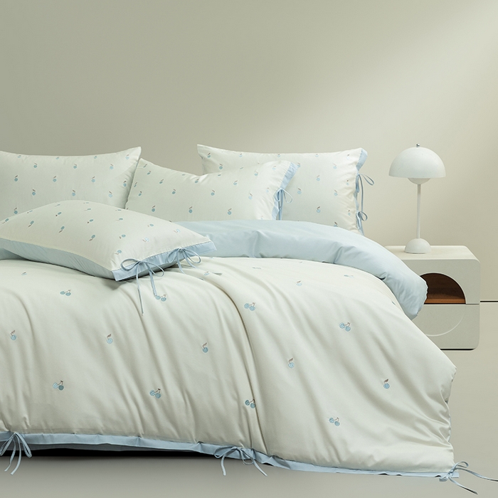 91家纺网 家纺一手货源 找家纺 618家纺 2026新款A类 50S-100 支全长绒棉棉纯棉绣花四件套樱舞清风系列 樱舞清风-蓝