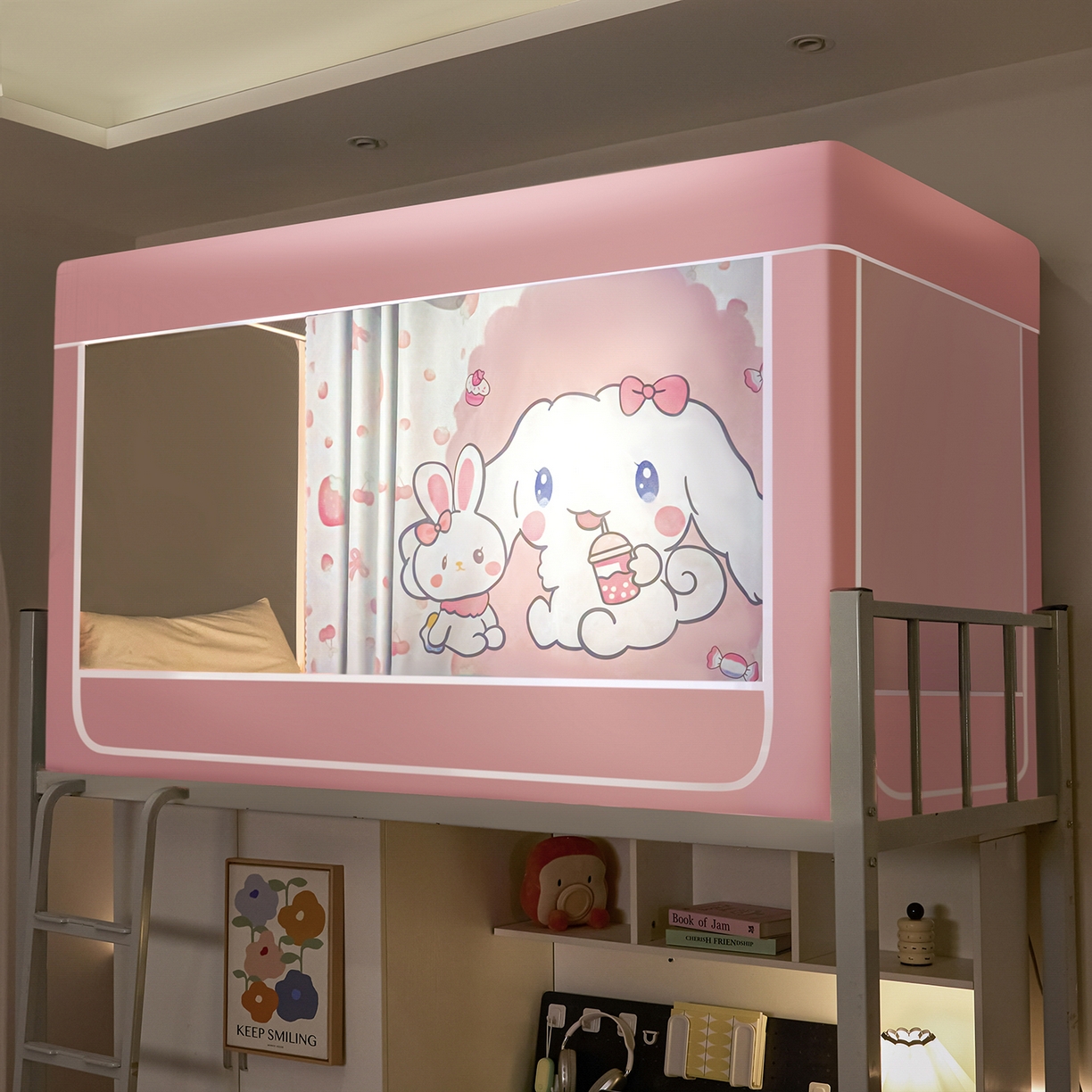 初心家纺 2026新款99%五面遮光加厚涂层遮光大版数码印花带靠墙帘卡通学生蚊帐 粉红小玉桂