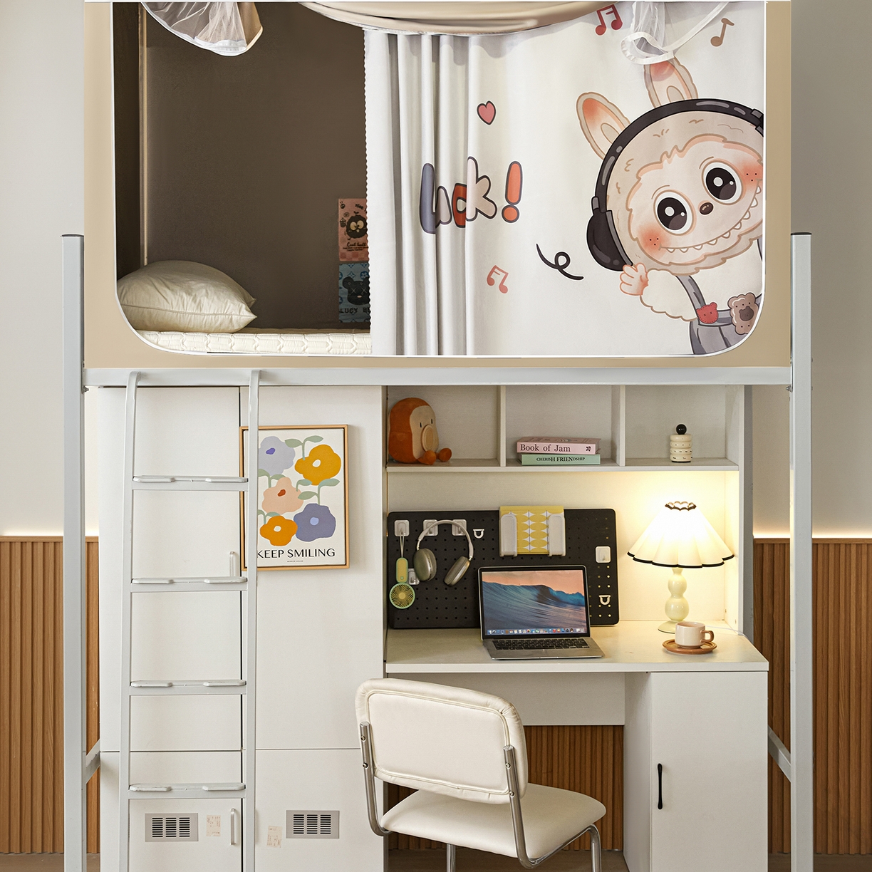 91家纺网 家纺一手货源 找家纺 初心家纺 2026新款99%五面遮光加厚涂层遮光大版数码印花带靠墙帘卡通学生蚊帐 奶萌labubu