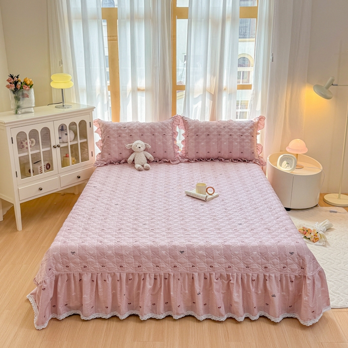 91家纺网 家纺一手货源 找家纺 （总）爱妮玖玖 2026新款全棉纯棉印花蕾丝小花边夹棉床盖四件套