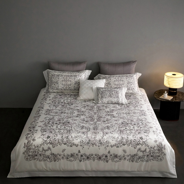 91家纺网 家纺一手货源 找家纺 金奇达家纺 2026新款【茧养·丝光缎】四件套-柏林花事【（会员减40元）标准号全网控价（折后券后）不低于299元】 迷迭花园-灰
