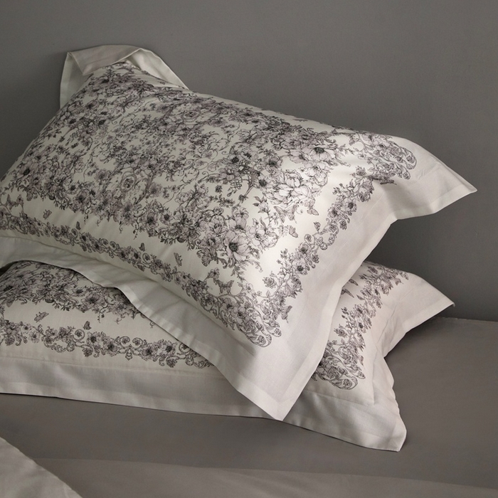 91家纺网 家纺一手货源 找家纺 金奇达家纺 2026新款【茧养·丝光缎】四件套-柏林花事【（会员减40元）标准号全网控价（折后券后）不低于299元】 迷迭花园-灰