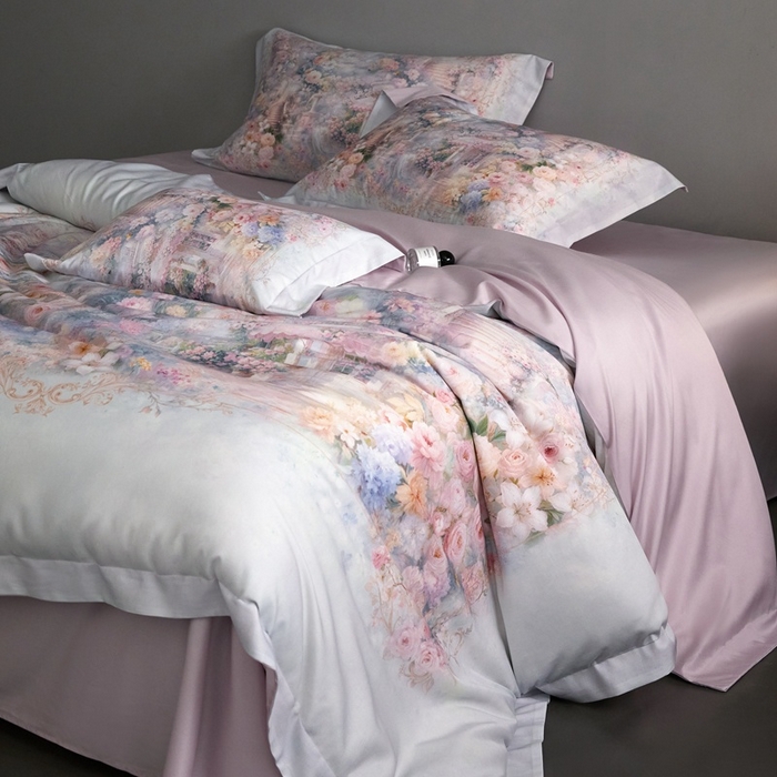 91家纺网 家纺一手货源 找家纺 金奇达家纺 2026新款【茧养·丝光缎】四件套-柏林花事【（会员减40元）标准号全网控价（折后券后）不低于299元】 爱丽丝梦境-蓝