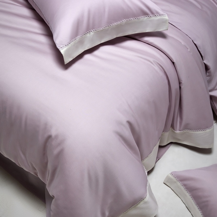 91家纺网 家纺一手货源 找家纺 金奇达家纺 2026新款【茧养·丝光缎】四件套-洛微【标准号全网控价（折后券后）不低于299元（会员减40元）】 洛微-水雾紫