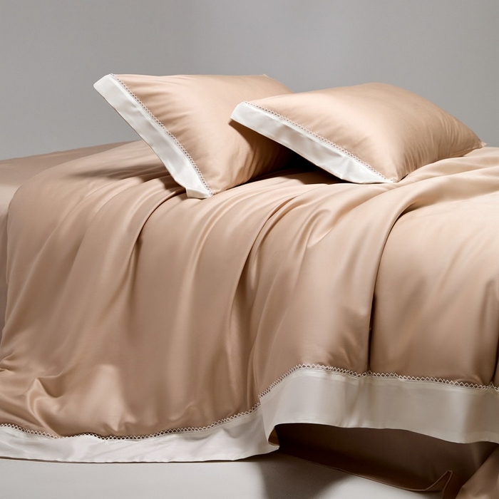 91家纺网 家纺一手货源 找家纺 金奇达家纺 2026新款【茧养·丝光缎】四件套-洛微【标准号全网控价（折后券后）不低于299元（会员减40元）】 洛微-肉桂沙茶