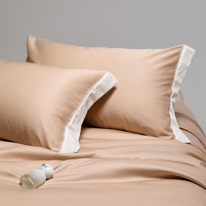 91家纺网 家纺一手货源 找家纺 金奇达家纺 2026新款【茧养·丝光缎】四件套-洛微【标准号全网控价（折后券后）不低于299元（会员减40元）】 洛微-肉桂沙茶