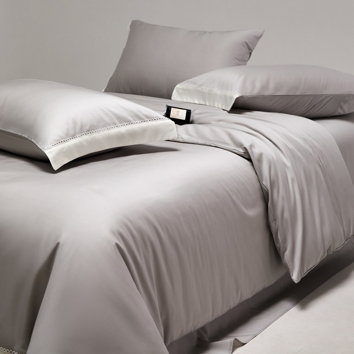 91家纺网 家纺一手货源 找家纺 金奇达家纺 2026新款【茧养·丝光缎】四件套-洛微【标准号全网控价（折后券后）不低于299元（会员减40元）】 洛微-朝暮灰