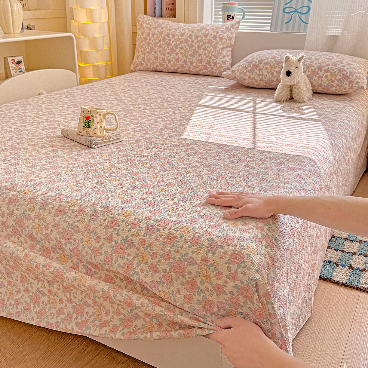 91家纺网 家纺一手货源 找家纺 仟人梦 2026新款云感双层纱印花单床单-叠拍图 水墨丹青-粉