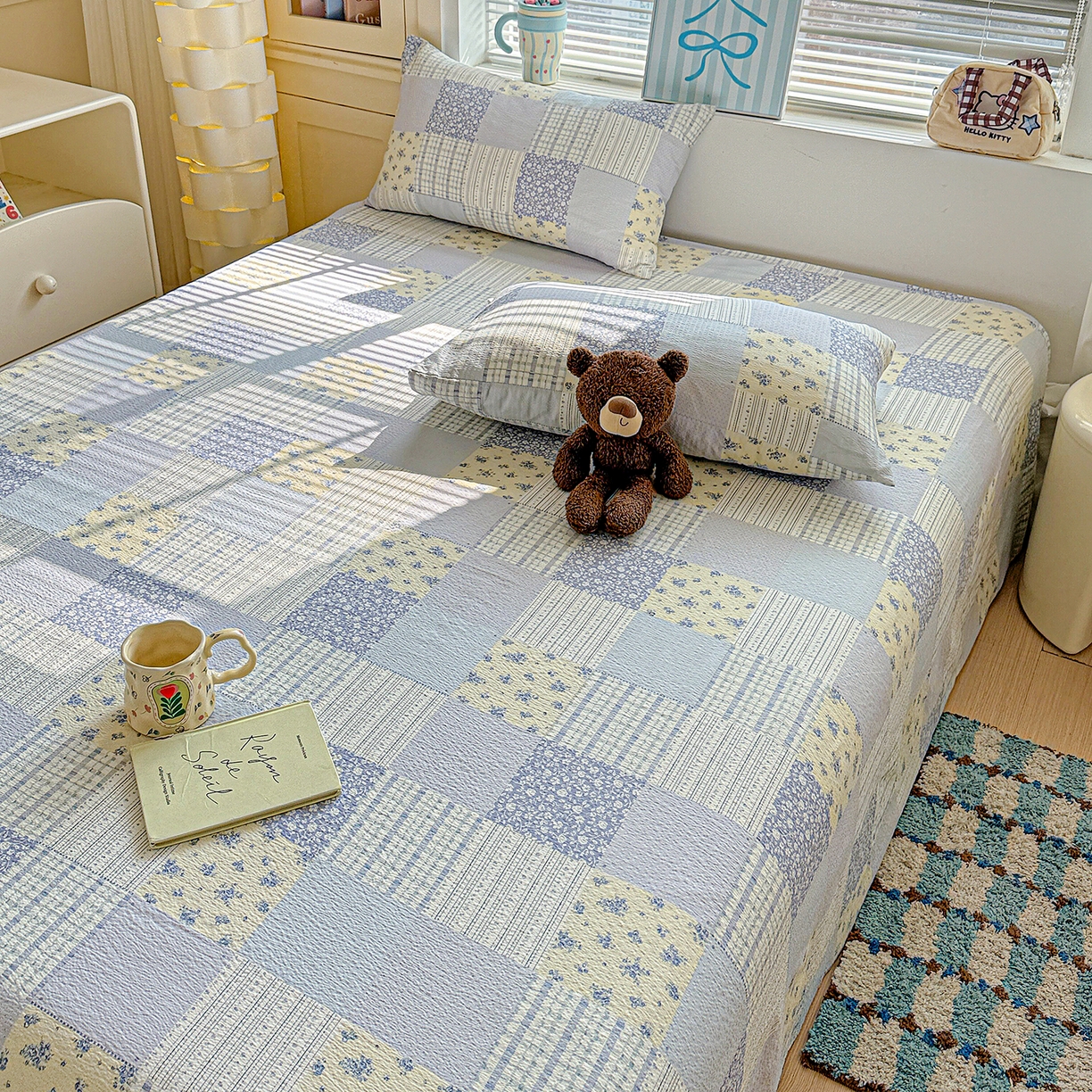 91家纺网 家纺一手货源 找家纺 仟人梦 2026新款云感双层纱印花单床单-叠拍图 半亩花田