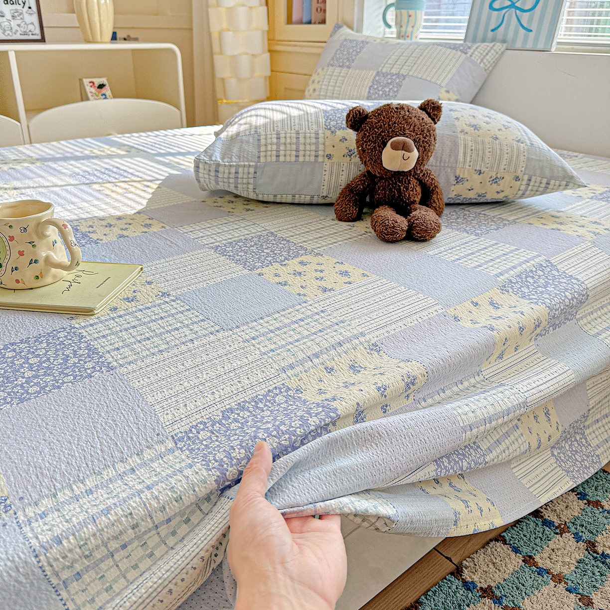 91家纺网 家纺一手货源 找家纺 仟人梦 2026新款云感双层纱印花单床单-叠拍图 半亩花田