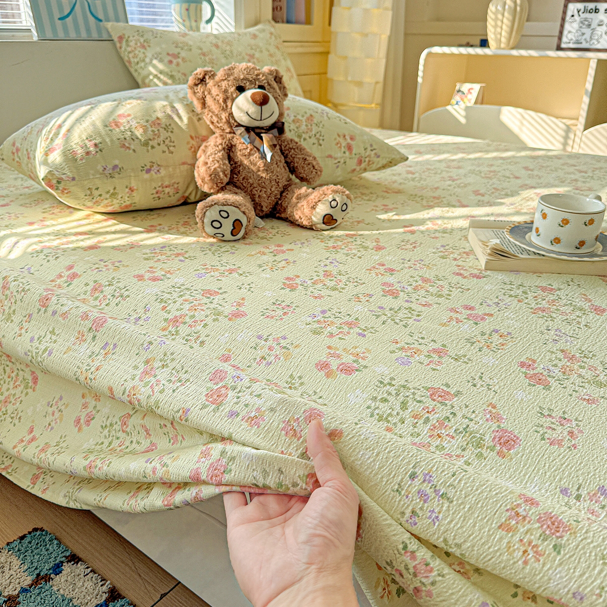 91家纺网 家纺一手货源 找家纺 仟人梦 2026新款云感双层纱印花单床单-叠拍图 半夏