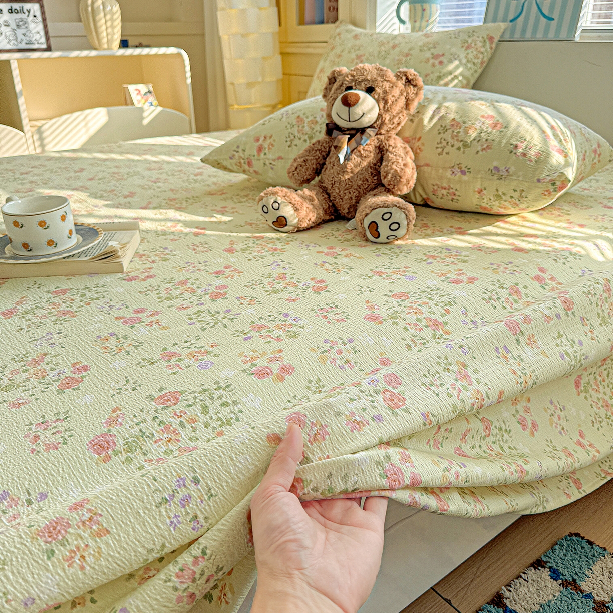 91家纺网 家纺一手货源 找家纺 仟人梦 2026新款云感双层纱印花单床单-叠拍图 半夏