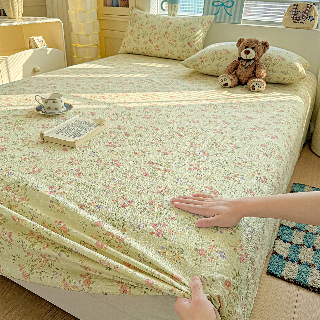 91家纺网 家纺一手货源 找家纺 仟人梦 2026新款云感双层纱印花单床单-叠拍图 半夏