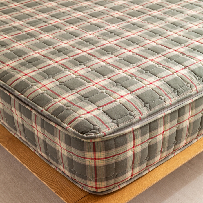 91家纺网 家纺一手货源 找家纺 伊人坊 2026新款纯棉深格子无印风六面全包夹棉床笠床垫保护套 沐研-绿