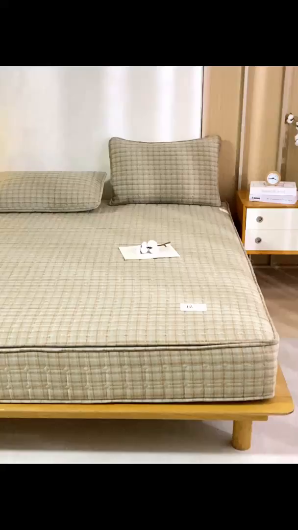 91家纺网 家纺一手货源 找家纺 伊人坊 2026新款纯棉深格子无印风六面全包夹棉床笠床垫保护套 芳华-卡其