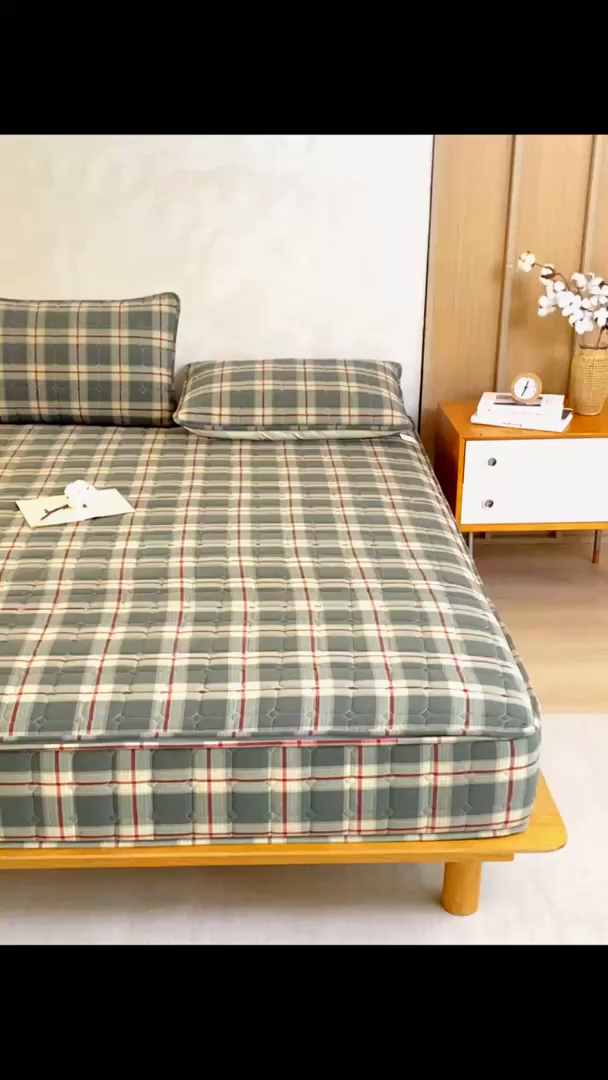 91家纺网 家纺一手货源 找家纺 伊人坊 2026新款纯棉深格子无印风六面全包夹棉床笠床垫保护套 沐研-绿