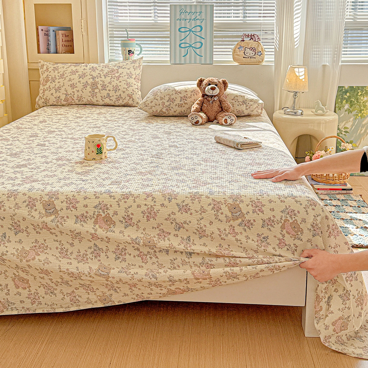 91家纺网 家纺一手货源 找家纺 仟人梦 2026新款云感双层纱印花单床单-叠拍图 花园里