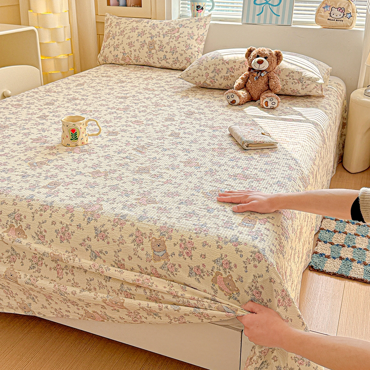 91家纺网 家纺一手货源 找家纺 仟人梦 2026新款云感双层纱印花单床单-叠拍图 花园里