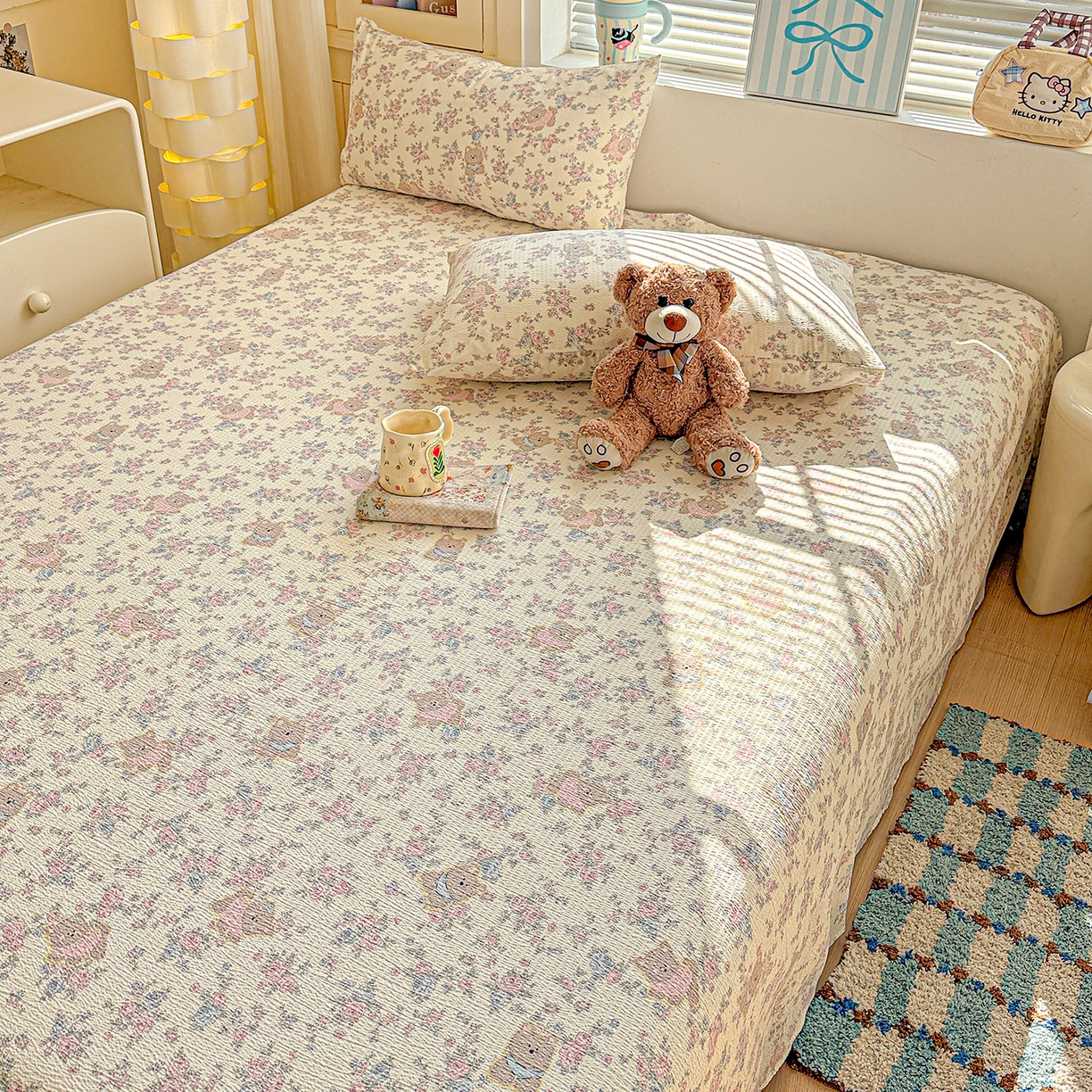 91家纺网 家纺一手货源 找家纺 仟人梦 2026新款云感双层纱印花单床单-叠拍图 花园里