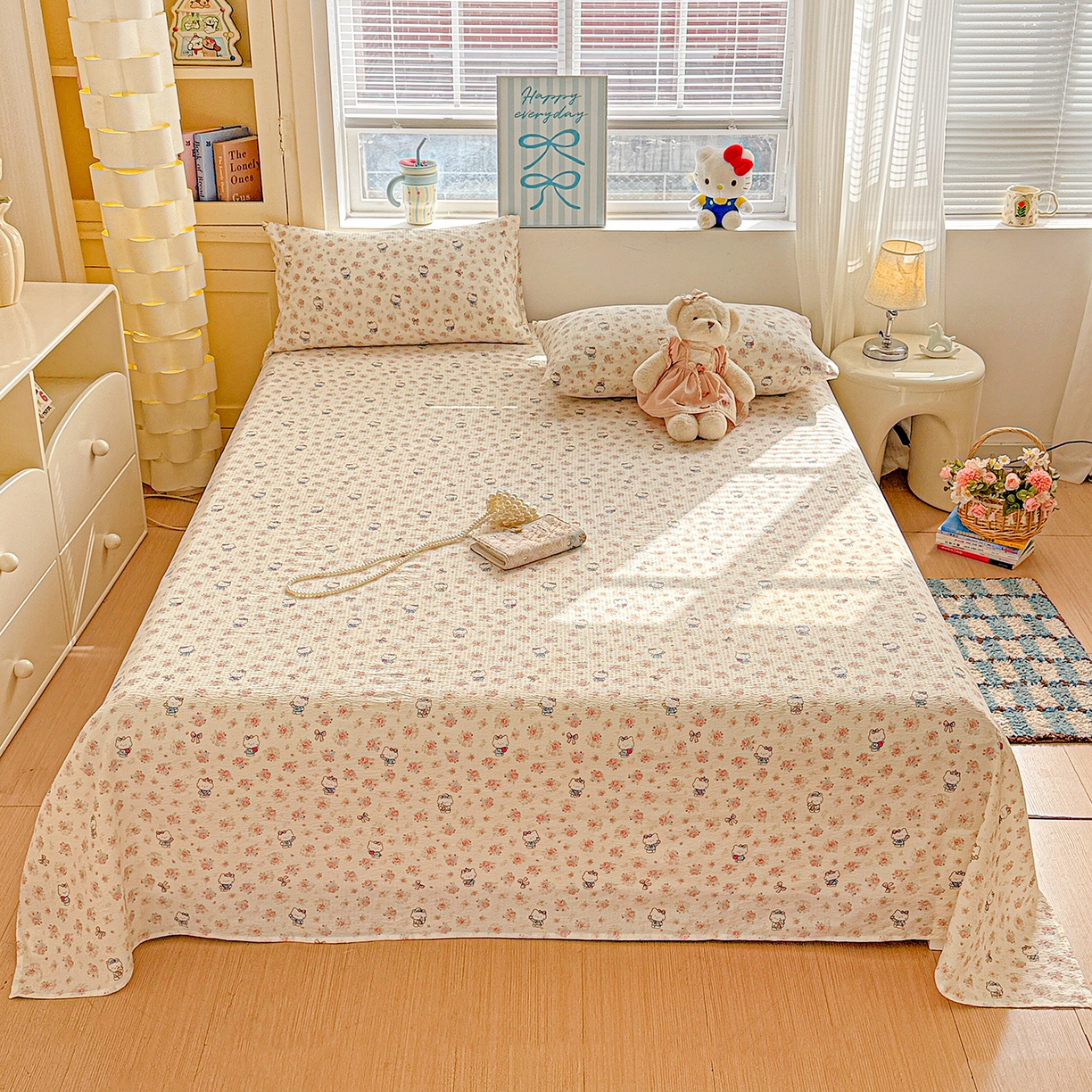 91家纺网 家纺一手货源 找家纺 仟人梦 2026新款云感双层纱印花单床单-叠拍图 凯迪猫