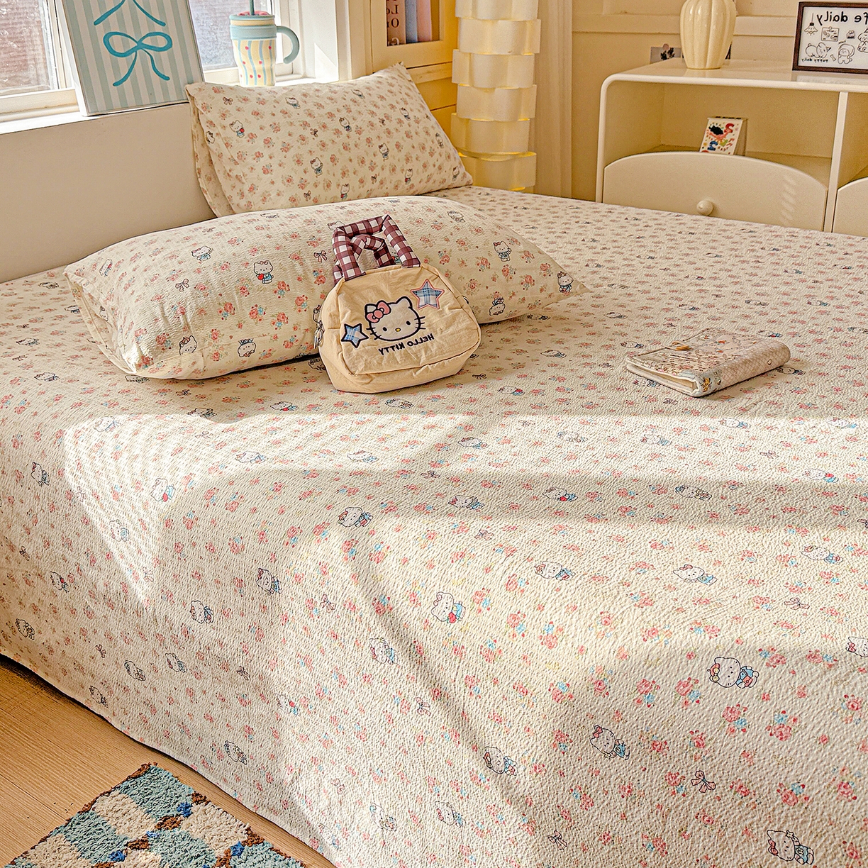 91家纺网 家纺一手货源 找家纺 仟人梦 2026新款云感双层纱印花单床单-叠拍图 凯迪猫