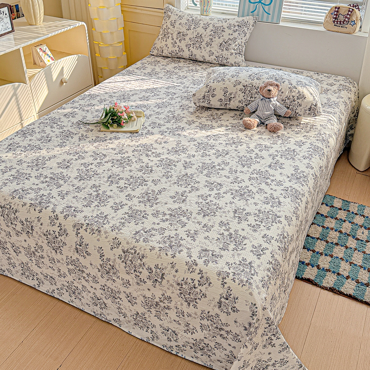 91家纺网 家纺一手货源 找家纺 仟人梦 2026新款云感双层纱印花单床单-叠拍图 蓝黛