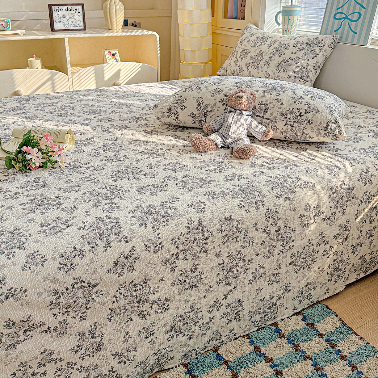 91家纺网 家纺一手货源 找家纺 仟人梦 2026新款云感双层纱印花单床单-叠拍图 蓝黛