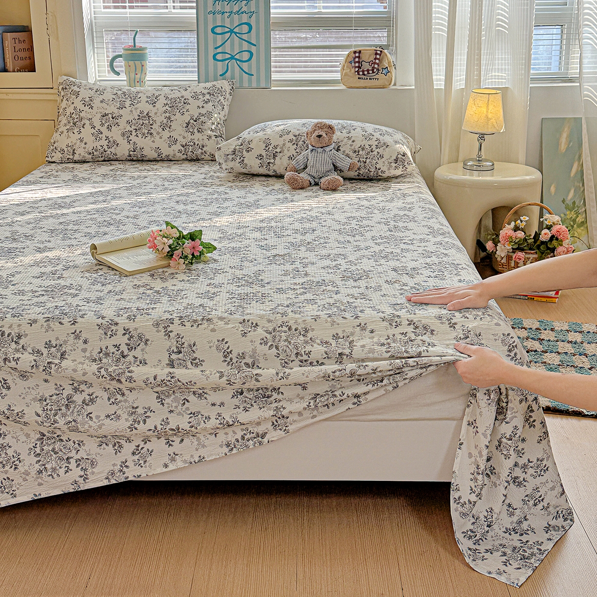 91家纺网 家纺一手货源 找家纺 仟人梦 2026新款云感双层纱印花单床单-叠拍图 蓝黛