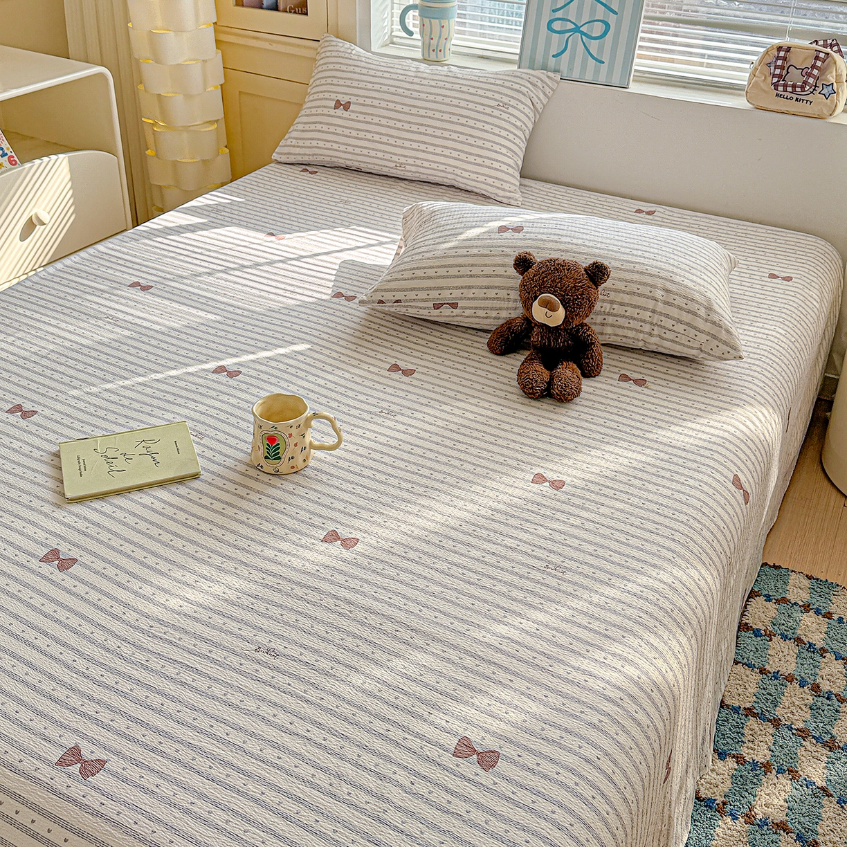 91家纺网 家纺一手货源 找家纺 仟人梦 2026新款云感双层纱印花单床单-叠拍图 清新条纹