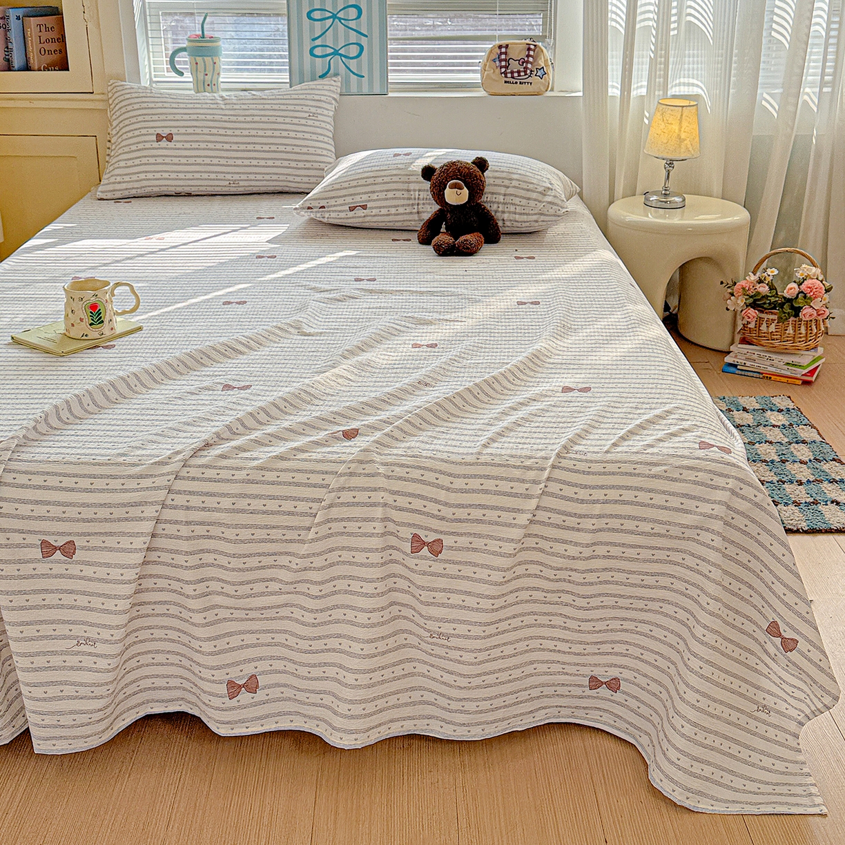 91家纺网 家纺一手货源 找家纺 仟人梦 2026新款云感双层纱印花单床单-叠拍图 清新条纹