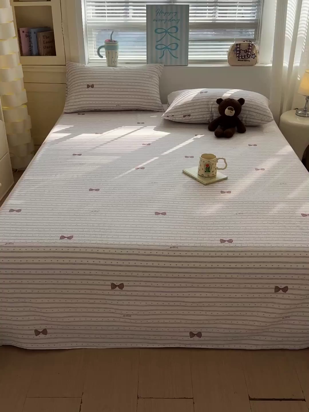 91家纺网 家纺一手货源 找家纺 仟人梦 2026新款云感双层纱印花单床单-叠拍图 清新条纹