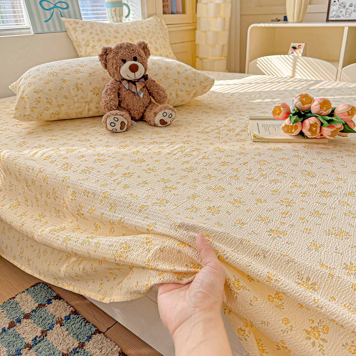 91家纺网 家纺一手货源 找家纺 仟人梦 2026新款云感双层纱印花单床单-叠拍图 舒芙蕾