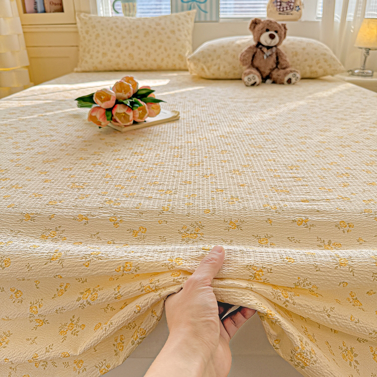 91家纺网 家纺一手货源 找家纺 仟人梦 2026新款云感双层纱印花单床单-叠拍图 舒芙蕾