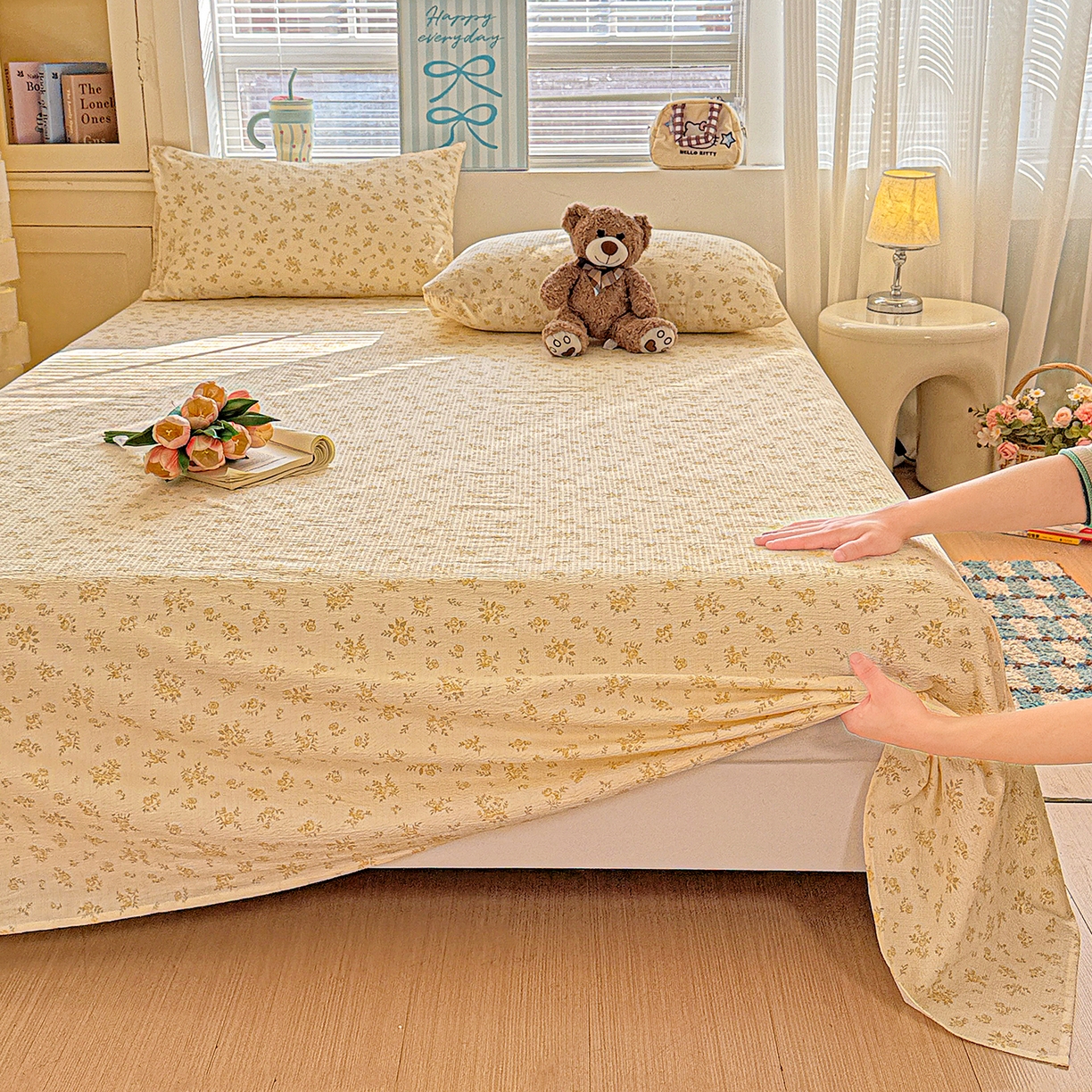 91家纺网 家纺一手货源 找家纺 仟人梦 2026新款云感双层纱印花单床单-叠拍图 舒芙蕾