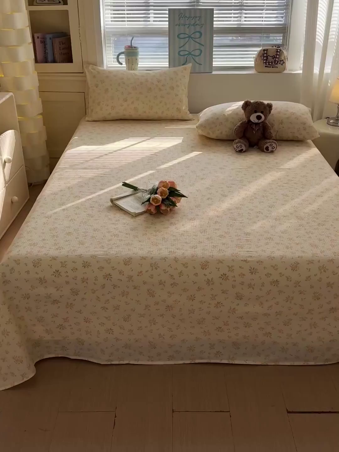 91家纺网 家纺一手货源 找家纺 仟人梦 2026新款云感双层纱印花单床单-叠拍图 舒芙蕾