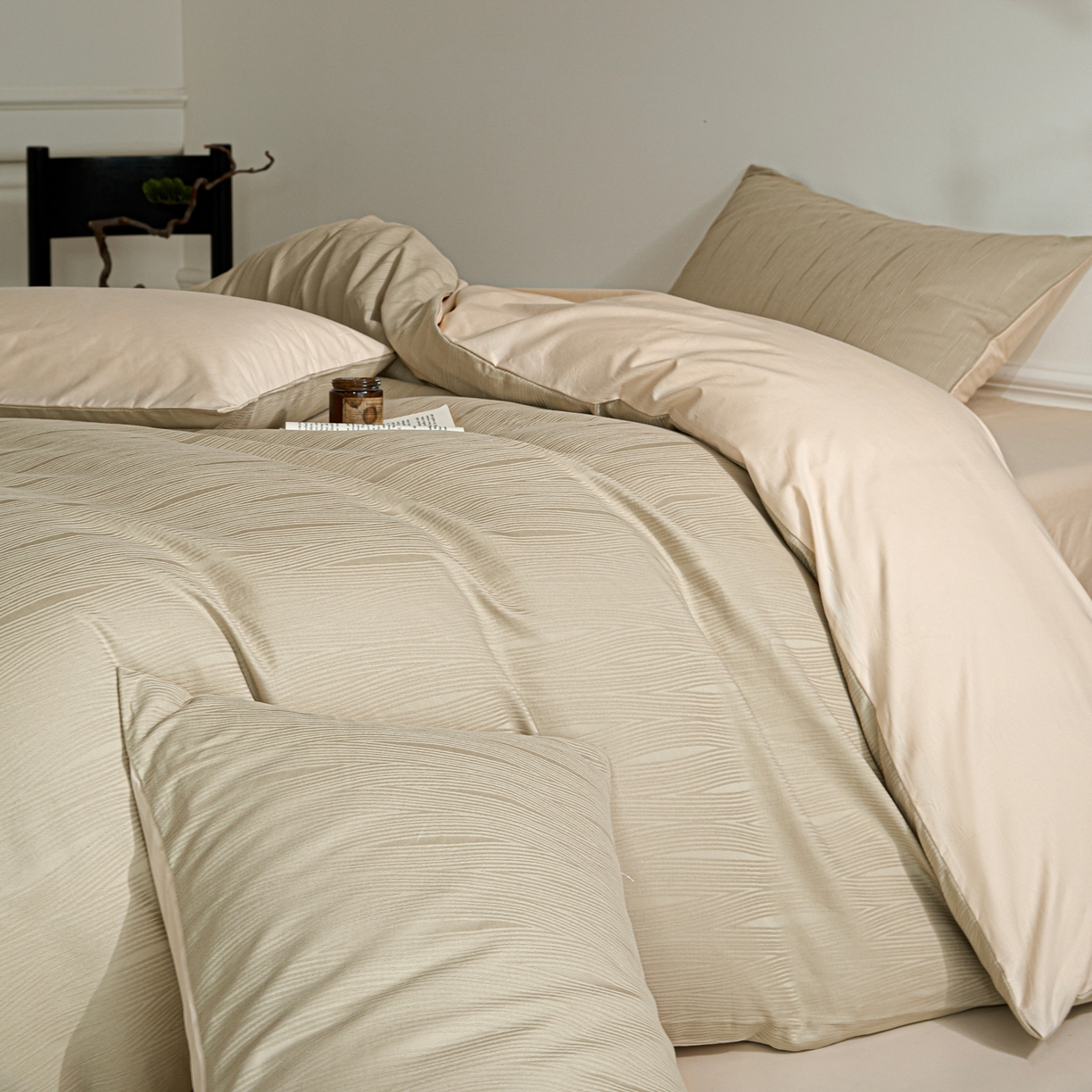 91家纺网 家纺一手货源 找家纺 眠博士 2026春夏新款60s全棉纯棉水洗立体提花四件套 麦浪-卡其